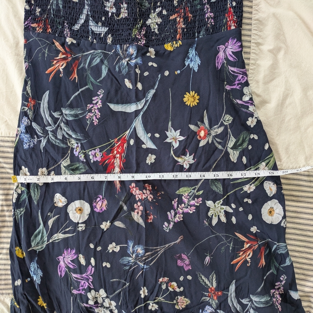 Amour Vert Dina Gemini Viscose Floral Navy Midi Dress - Picture 12 of 13